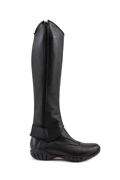 Sergio Grasso Dynamik Walk and Ride black leather horse riding boots with chapsideal for comfortable long distance riding and African horse safaris.