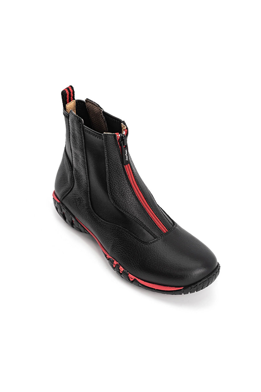 Sergio Grasso Dynamik Walk and Ride black and red leather horse riding boots with chaps ideal for comfortable long distance riding and African horse safaris.