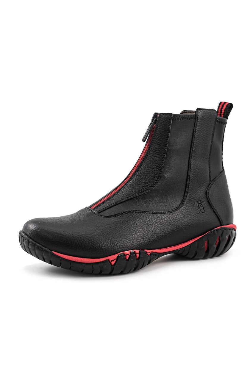 Sergio Grasso Dynamik Walk and Ride black and red leather horse riding boots with chaps ideal for comfortable long distance riding and African horse safaris.